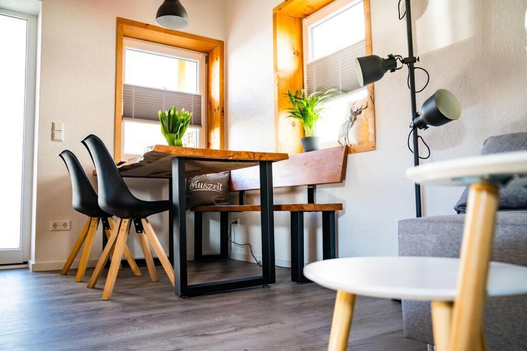 Neu Renoviertes Ferienhaus/Wohnunng Kleine Auszeit Sonnenbühl Zewnętrze zdjęcie