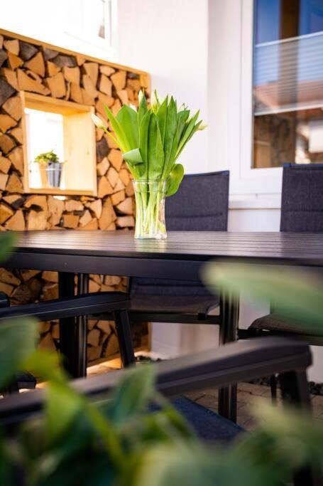 Neu Renoviertes Ferienhaus/Wohnunng Kleine Auszeit Sonnenbühl Zewnętrze zdjęcie