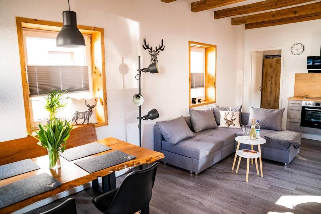Neu Renoviertes Ferienhaus/Wohnunng Kleine Auszeit Sonnenbühl Zewnętrze zdjęcie